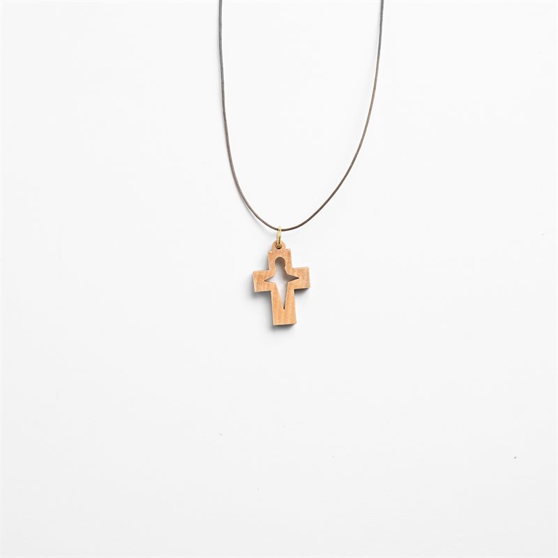 Pendentif croix Jésus glorieux